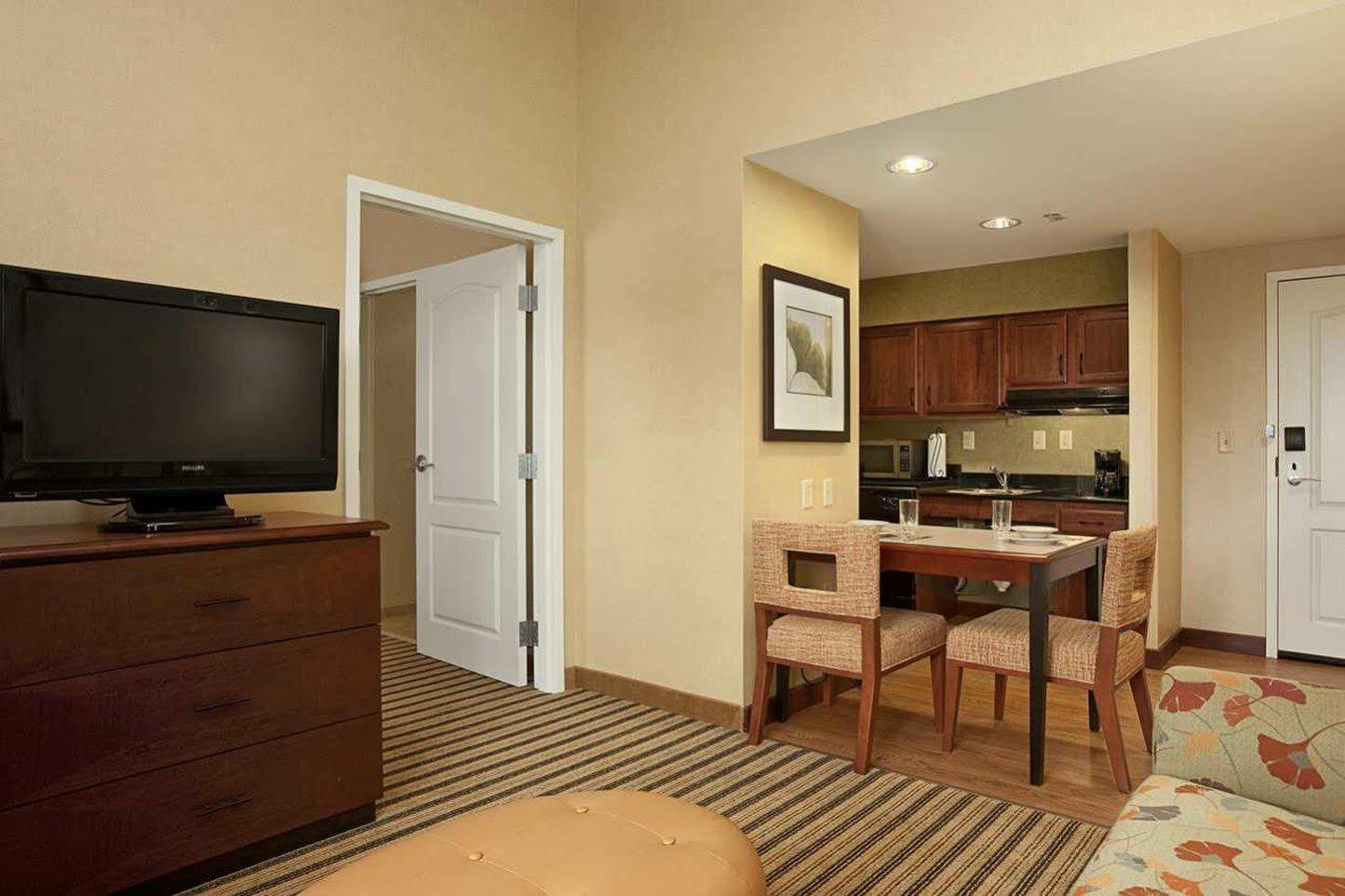 Homewood Suites By Hilton Cleveland-Beachwood Exterior foto